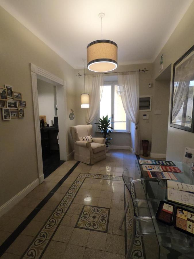 ホテル Residenza Roma Imperiale エクステリア 写真