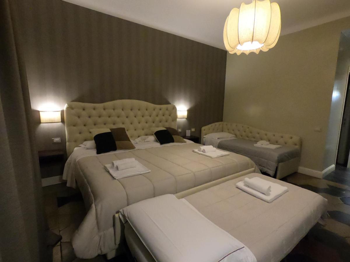 ホテル Residenza Roma Imperiale エクステリア 写真
