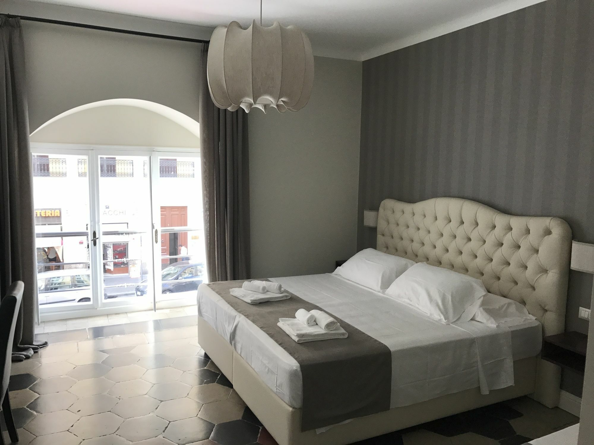 ホテル Residenza Roma Imperiale エクステリア 写真