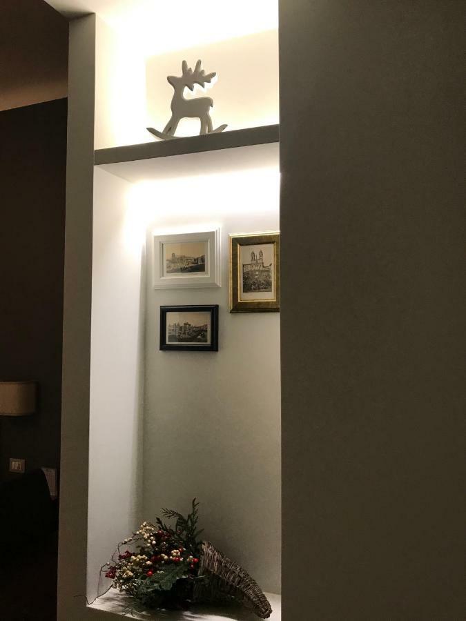 ホテル Residenza Roma Imperiale エクステリア 写真