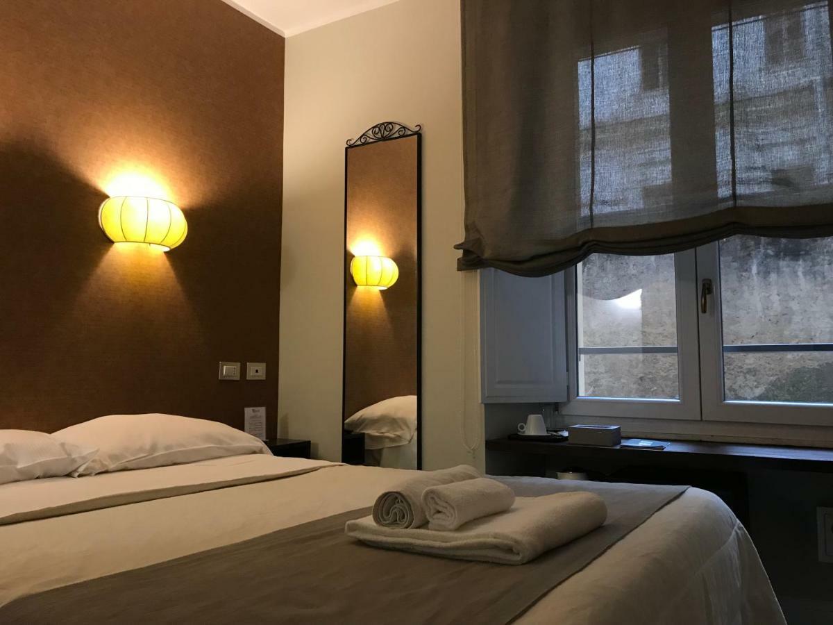 ホテル Residenza Roma Imperiale エクステリア 写真